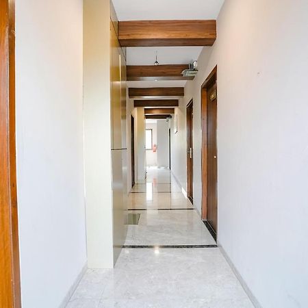 Fabhotel Swaraj Shirgaon  Luaran gambar