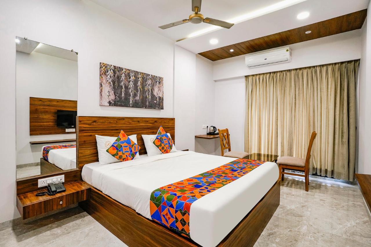 Fabhotel Swaraj Shirgaon  Luaran gambar