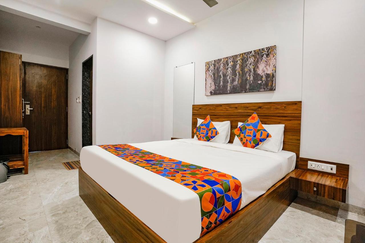 Fabhotel Swaraj Shirgaon  Luaran gambar