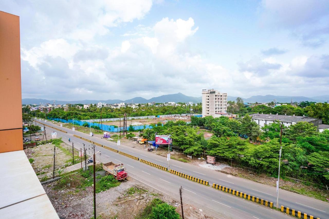 Fabhotel Swaraj Shirgaon  Luaran gambar